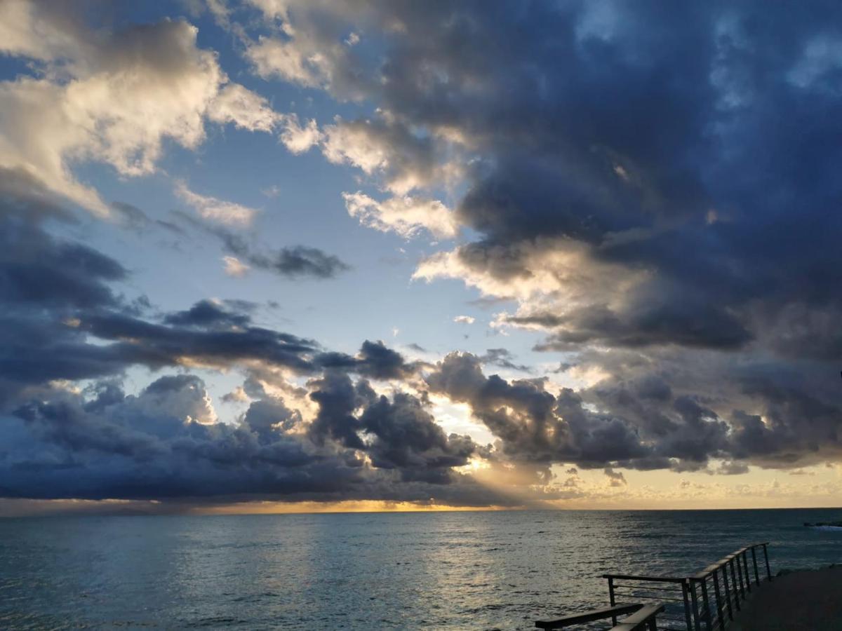 Itaca Hotel Varazze Luaran gambar