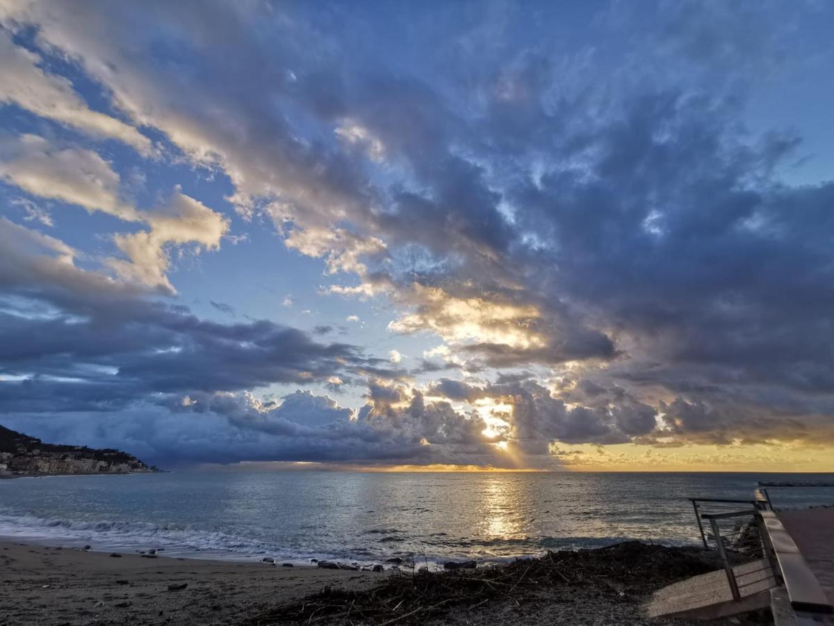 Itaca Hotel Varazze Luaran gambar
